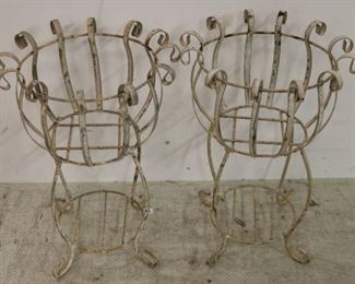 Wire garden planters