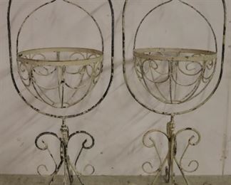Wire garden planters