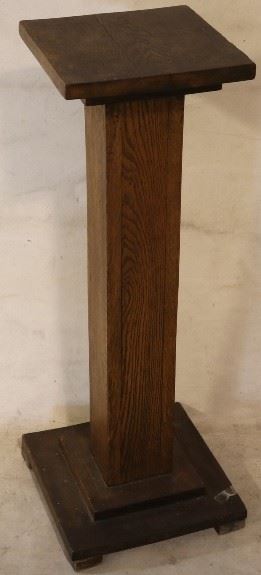 Oak pedestal