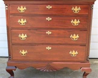 4 Drawer Queen Anne chest