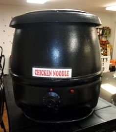 Winco 10.5 Qt. Soup Warmer Model # ESW-66