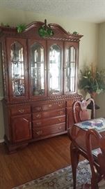 American Drew china hutch with 4 glass doors
