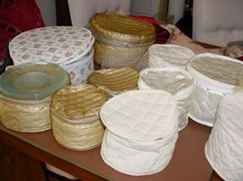Several sets of fine china....here is Rosenthal and Lenox, all with quilted cases