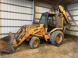 Case Model 580 E Backhoe