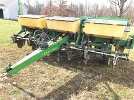 John Deere Model 7000 planter