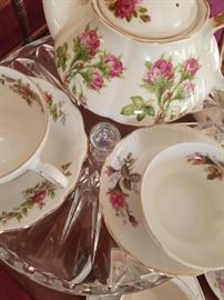 Accoutrements for High Tea