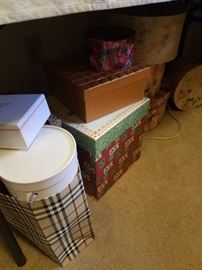 hat boxes, decorative boxes, Christmas boxes