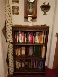 Bookshelf and books, fabric