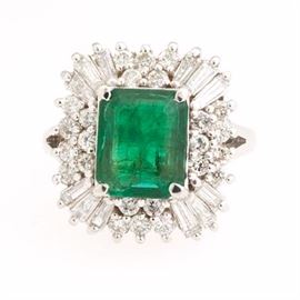 Ladies Emerald and Diamond Ring, GIA Report 
