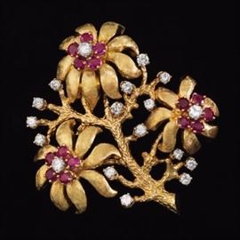Ladies Gold, Diamond and Ruby Brooch 