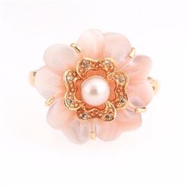 Ladies Rose Gold, Shell, Pearl and Diamond Ring 