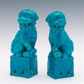 Two Chinese Turquoise Porcelain Foo Dog Cabinet Figurines 