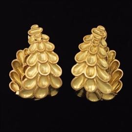 WANDER Paris 18k Gold Earrings 