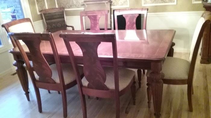 Stanley Dining Table (76" x 46"),  6 Regular Chairs,  2 Captain Chairs,  Two 2-Ft Width Leaves,  Protective Pads For All Sections