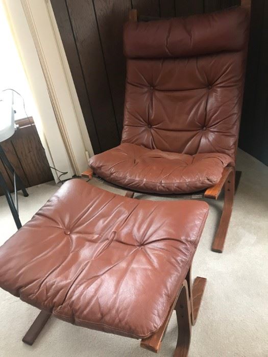 Leather Recliner/Ottoman