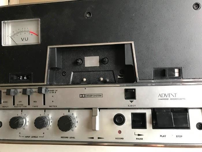 Advent Tape Player