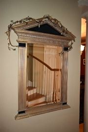 DECORATIVE WALL MIRROR