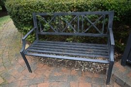 METAL BENCH