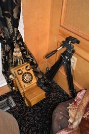 WOOD WALL PHONE, TRIPOD