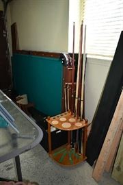 POOL TABLE W/ACCESSORIES