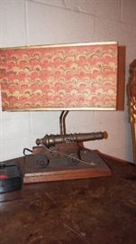Neat Cannon Table Lamp