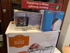 New in box kitchen and entertaining ware