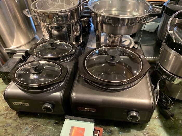 Crock Pot with multiple sizes.