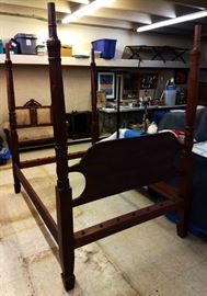 Antique 4-poster Bed