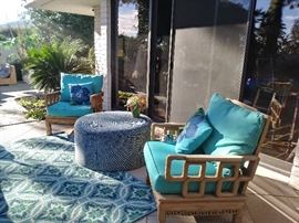 3 Set Piece Asian Patio Set  Pillows are fabric in a emerald color fabric 