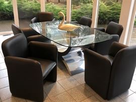 Fabulous Contemporary Glass & Chrome Table with 6 Leather 