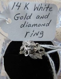 14K White Gold & Diamond Ring