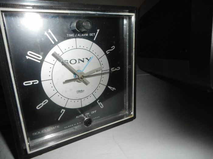 Mid Century Sony Alarm Clock