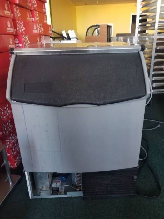 Ice O Matic AirCooled Commercial Ice Maker Model ...