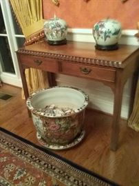 Kittinger Chippendale Style Table with Chinese Planter