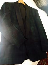 Vintage Men's plaid Tux, so in fashion!