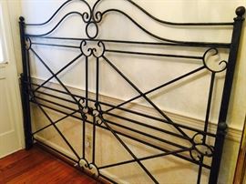 King Bedframe, head and footboard