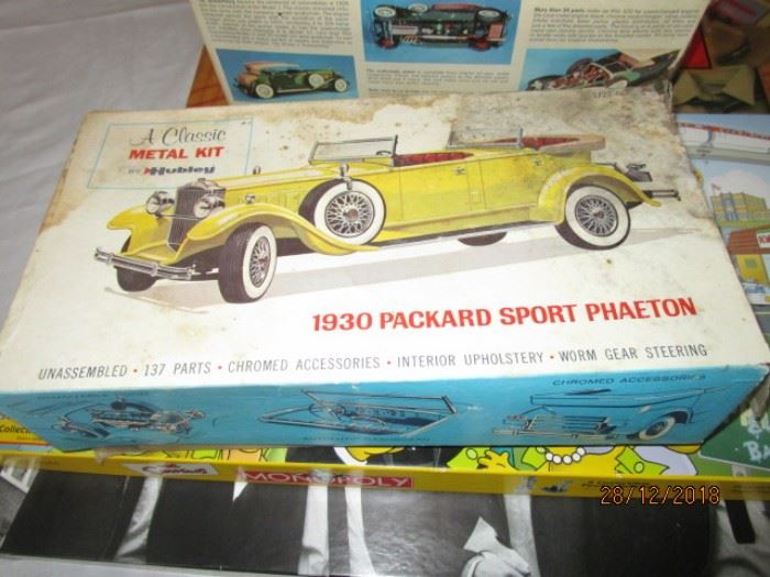 CLASSIC METAL CAR KITS
