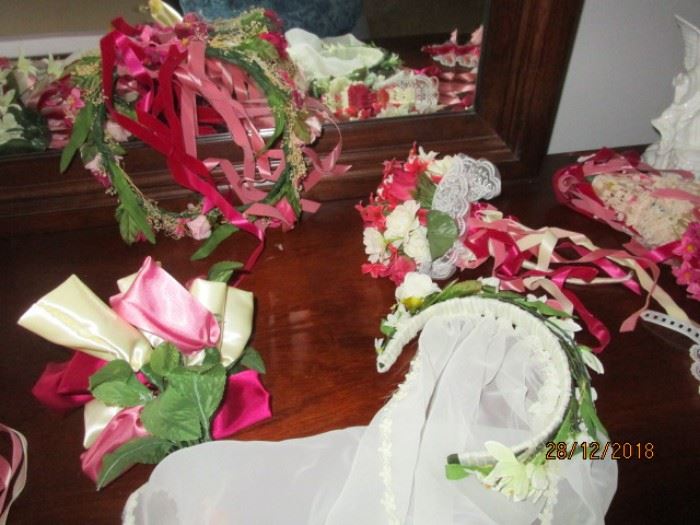 WEDDING FLOWERS AND TIARAS