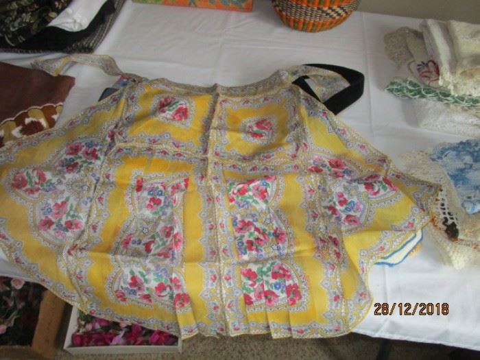 APRON MADE OF HANDKERCHIEFS