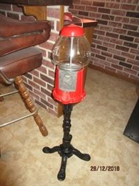 GUM BALL MACHINE NEW (REMOVED FROM BOX FOR DISPLAY)
