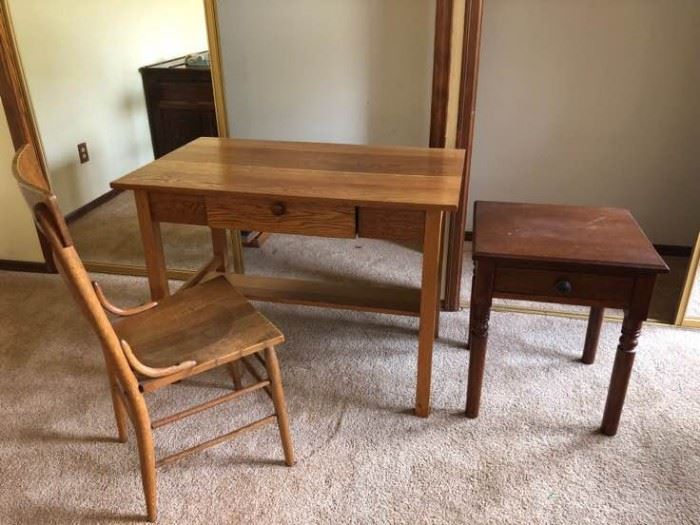 Craftsman style desk