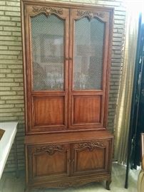 Vintage 1960’s Henredon cabinet