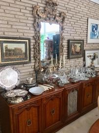 Henredon credenza