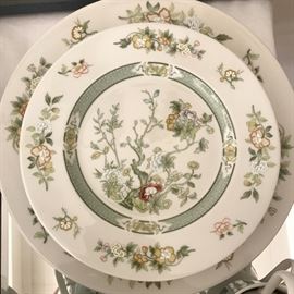 Royal Doulton ‘Tonkin’ 6 place settings