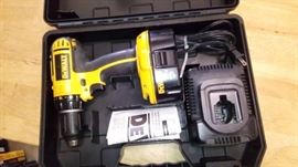 DeWalt DC720 18Volt Cordless 1 2Inch Drill Drive .....