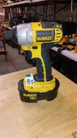 DEWALT DC825KA 18Volt Compact Impact Driver