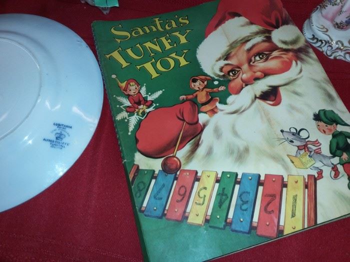 Vintage Santa's Tuney Toy Xylophone Book, Lusitania marked Plate
