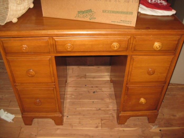 desk