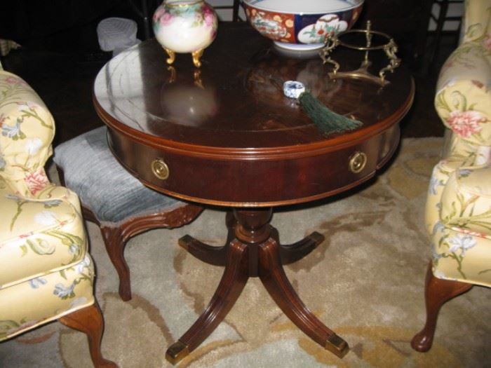 Lane drum table