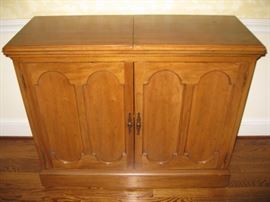 Davis Cabinet sideboard closed